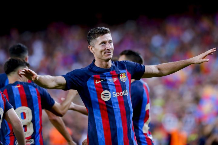 Trang quốc tế dự đoán kết quả trận Almeria - Barcelona 0h30 ngày 27/2