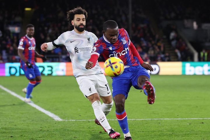 Bị Crystal cầm chân, Liverpool gian nan đua top 4