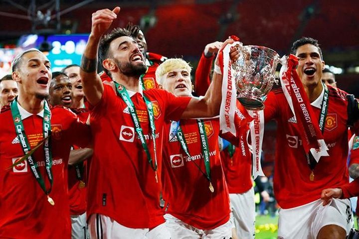 Highlights MU vs Newcastle: Đánh bại Newcastle, MU vô địch Carabao Cup