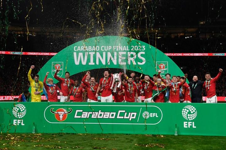M.U vô địch Carabao Cup: Quỷ đỏ trên đường tìm lại ánh hào quang