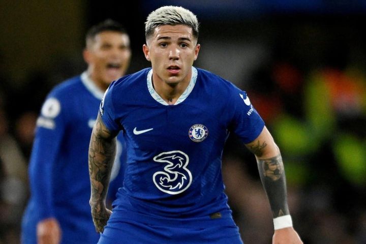 Enzo Fernandez bị qua người nhiều nhất trong 5 giải hàng đầu châu Âu