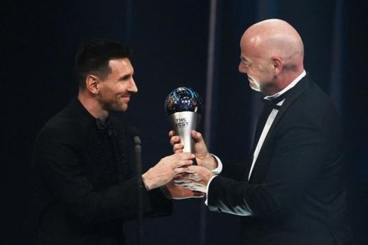 Lionel Messi giành The Best: Khi quyền trượng tìm về đúng minh chủ