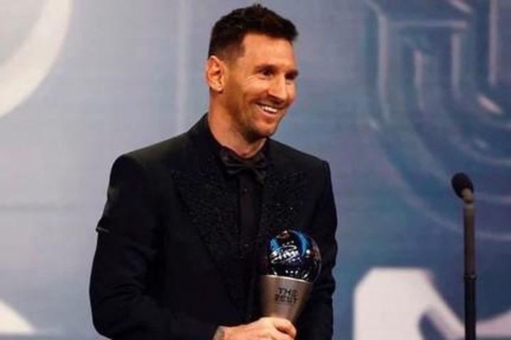 Khoảnh khắc Messi nhận giải The Best FIFA 2022