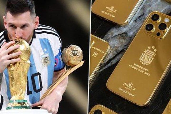 Messi bỏ ra 5 tỷ đồng mua iPhone dát vàng tặng các đồng đội