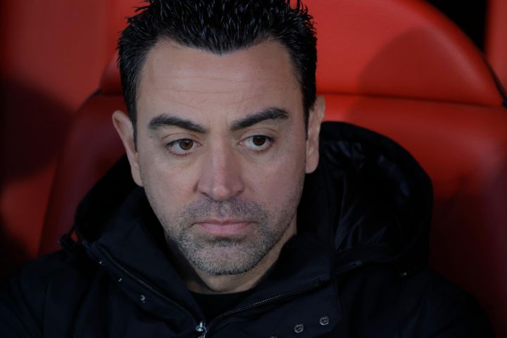 Busquets không nghe chỉ đạo của HLV Xavi