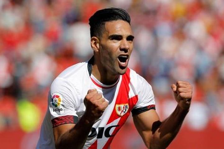 'Mãnh hổ' Falcao trên đường đến Đông Nam Á chơi bóng