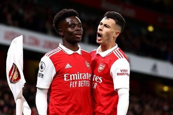 Xé lưới Everton, Saka và Martinelli giúp Arsenal cán mốc đặc biệt