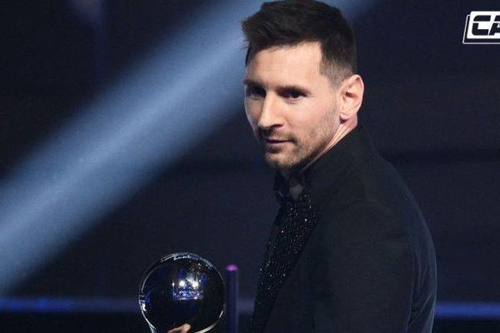 Messi không hề toàn diện nhưng là bậc toàn năng sân cỏ