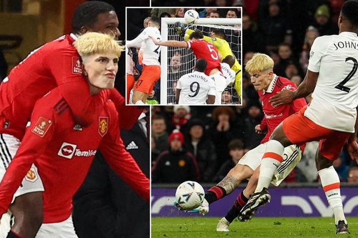 Ngược dòng trước West Ham, Man Utd tiến vào tứ kết FA Cup