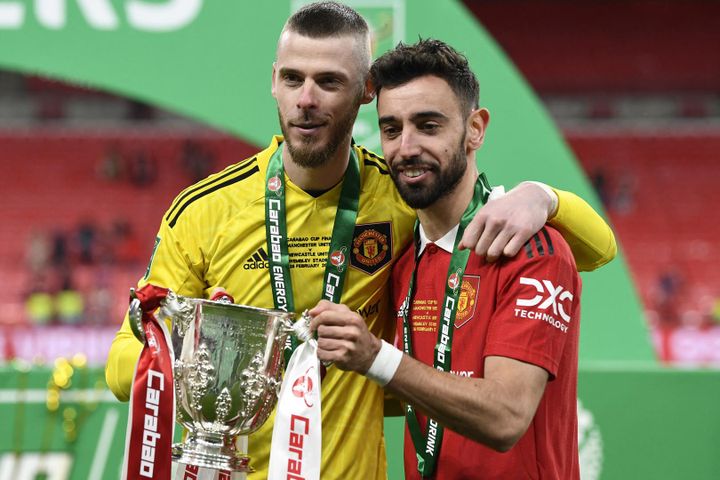 MU gia hạn De Gea, Barca mua Ruben Neves