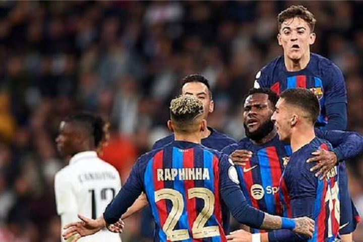 Lực lượng 'sứt mẻ', Barca vẫn 'kéo sập' Bernabeu