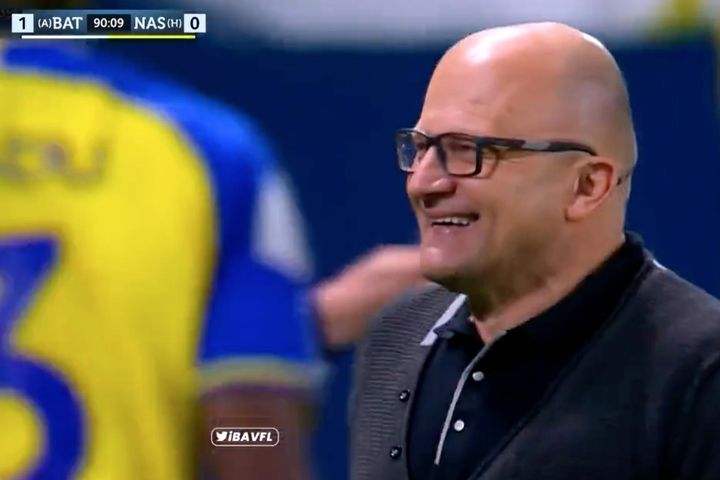 Tranh cãi ở trận đấu có 16 phút bù giờ của Ronaldo