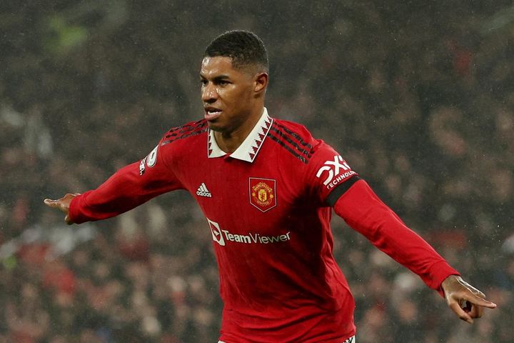 Những tiền đạo Anh thăng hoa tại Premier League