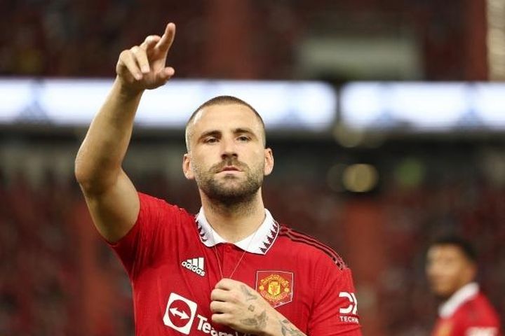 Tình thế đảo ngược với Luke Shaw