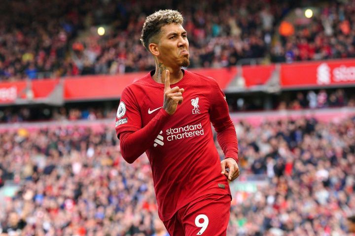 Mũi đinh ba huyền thoại của Liverpool tan rã