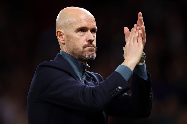 HLV Ten Hag háo hức chờ đợi trận gặp Liverpool