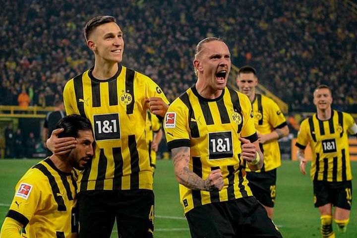 Đánh bại Leipzig, Dortmund tạm vươn lên dẫn đầu Bundesliga