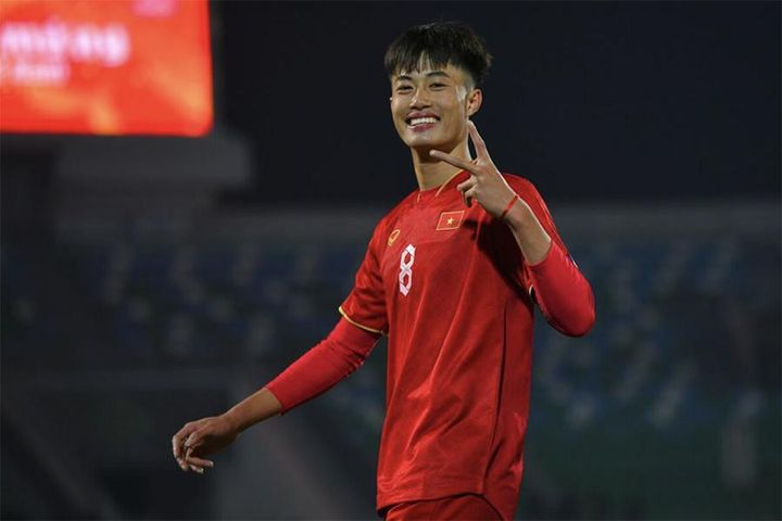 AFC: 'Chiến thắng nghẹt thở thắp lên hi vọng cho U-20 Việt Nam'