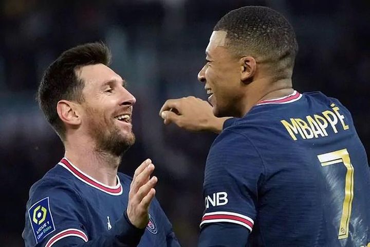 Messi và Mbappe đi vào lịch sử sau trận thắng Nantes