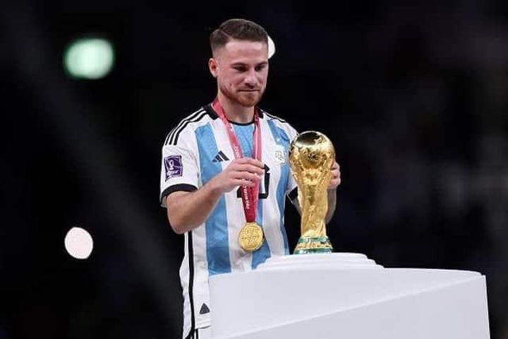 MU lấy thêm sao Argentina, Chelsea ra tối hậu thư