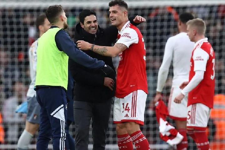 Arsenal thắng, Mikel Arteta tiết lộ hơn nửa tháng chưa… thay đồ
