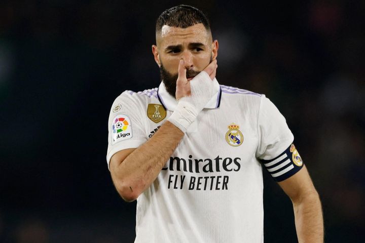 Real Madrid hụt hơi trong cuộc đua với Barca
