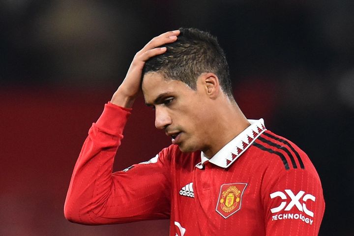 Varane mắng đồng đội sau trận thua 0-7