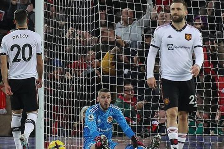 Man United từng nhận thất bại nặng hơn trận thua 0-7 trước Liverpool?