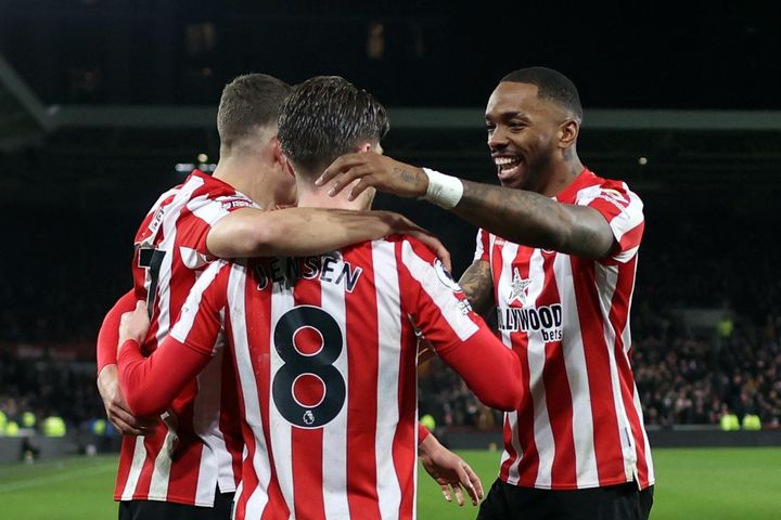 Hiện tượng sở hữu chuỗi 12 trận bất bại tại Premier League mùa này