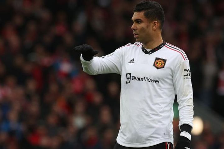 MU bất ngờ đón tin dữ: Casemiro dính chấn thương, nguy cơ lỡ trận gặp Betis