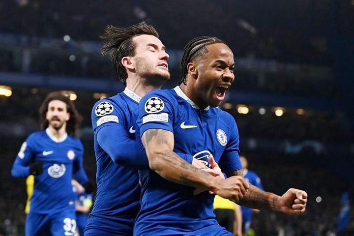 Chelsea đánh bại Dortmund 2-0, ngược dòng tiến vào tứ kết