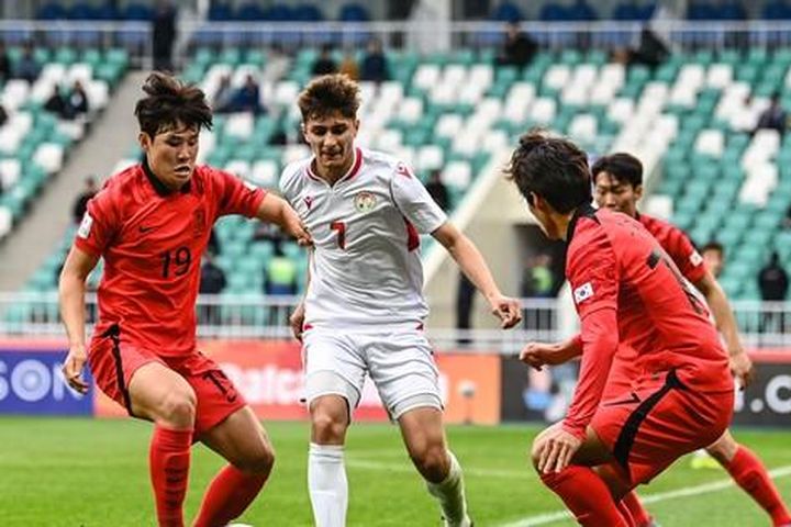 Thoát thua Tajikistan, U20 Hàn Quốc 'mướt mồ hôi' giành vé đi tiếp