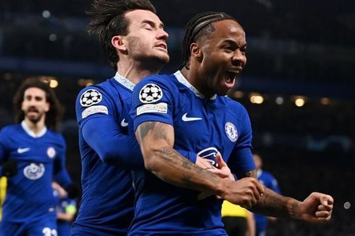 Chelsea và Benfica vào tứ kết Champions League