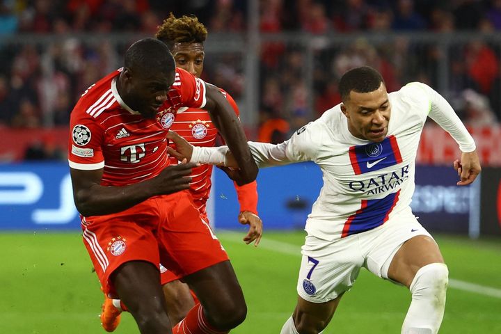 HLV Bayern: 'Upamecano khiến Mbappe tắt điện'