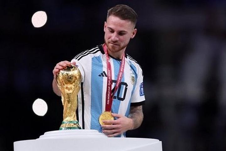 Ngôi sao Argentina được nhiều đại gia Ngoại hạng Anh theo đuổi là ai?