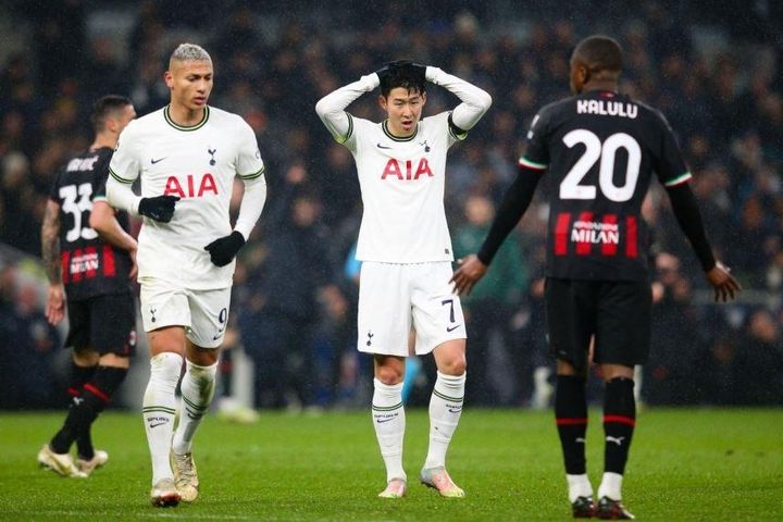 Messi, Mbappe và Harry Kane thêm một mùa giải C1 'trắng tay'