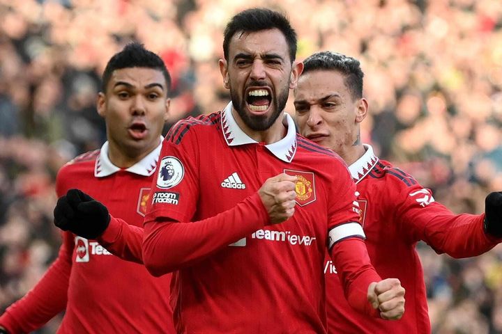 Bruno Fernandes không bị tước băng đội trưởng Man Utd