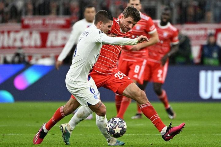 Tội đồ của PSG bị yêu cầu rời Paris