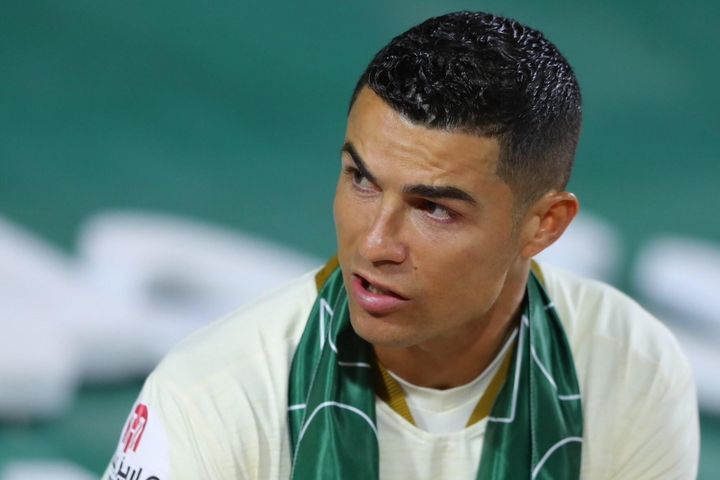 Al Nassr phải ra quyết định sớm để giúp Ronaldo