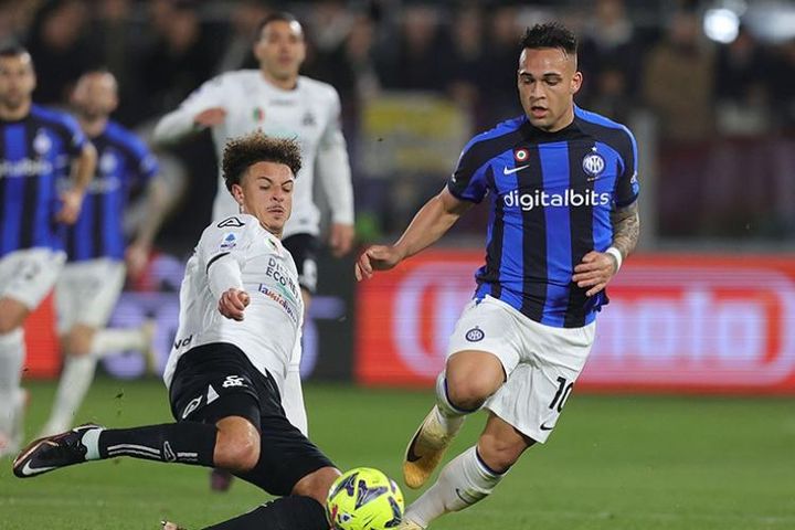 Kết quả bóng đá Spezia - Inter Milan: Điên rồ 3 quả penalty, 'tội đồ' Martinez (Serie A)