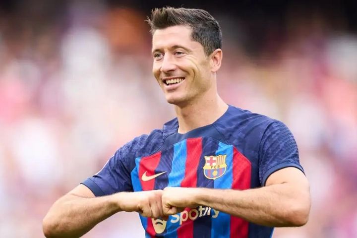 Lewandowski bất ngờ lên tiếng về tương lai