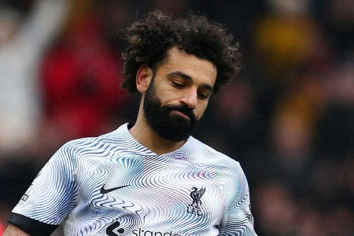 Kết quả Ngoại Hạng Anh: Salah sút hỏng phạt đền, Liverpool thua đội cuối bảng