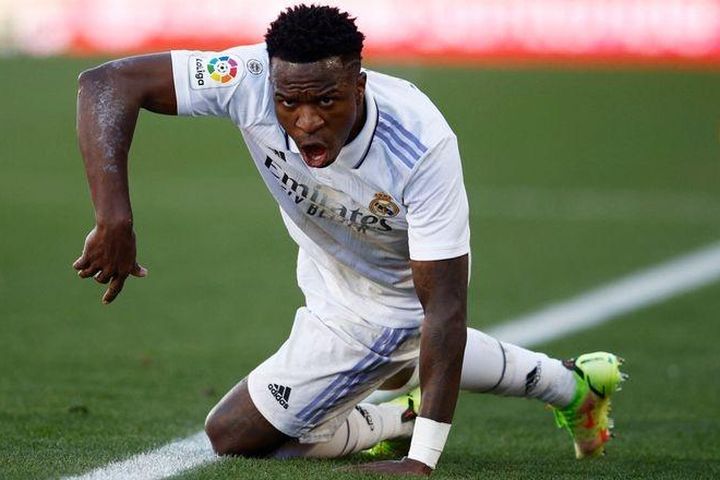 Vinicius phẫn nộ với trọng tài La Liga