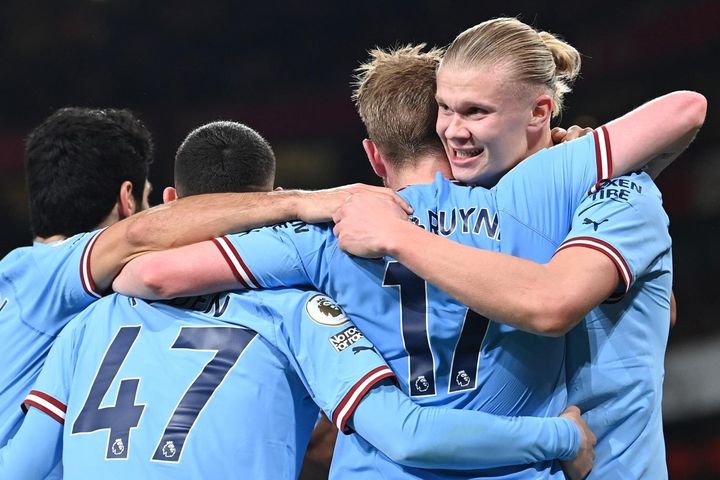 Man City liên tiếp đón tin vui