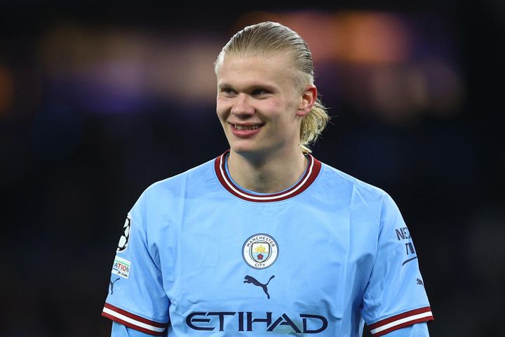 Liverpool khiếu nại Man City lên Premier League