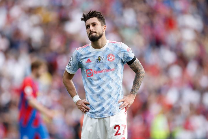 Telles được phép đối đầu MU ở Europa League