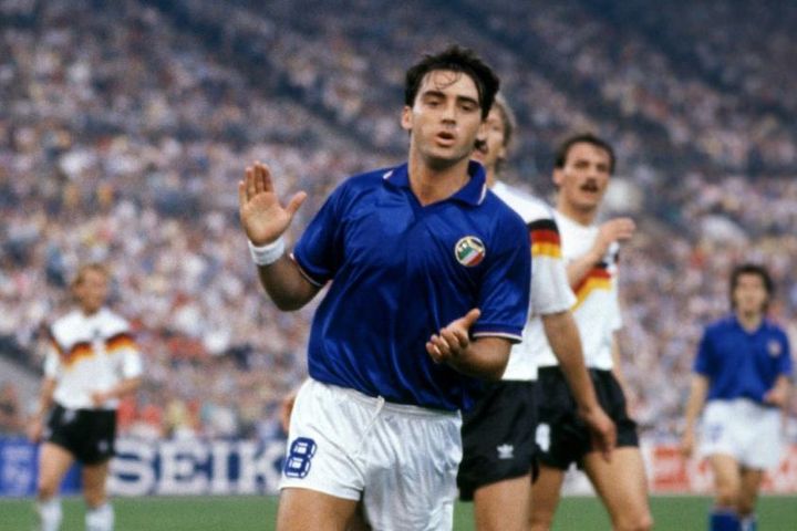 Mancini vô duyên với 'Azzurri'