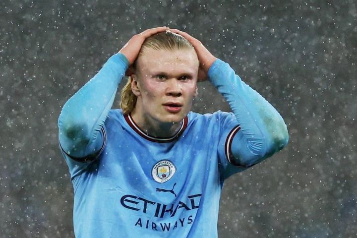 Bố Haaland cảnh báo Man City