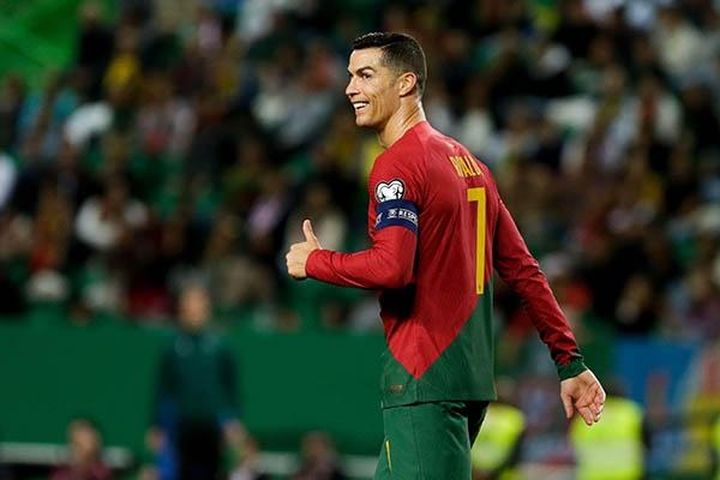 Ronaldo lập cột mốc vô tiền khoáng hậu trong lịch sử bóng đá thế giới