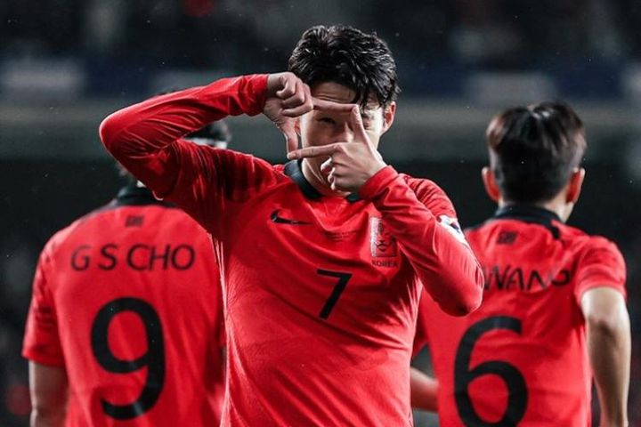 Video bóng đá Hàn Quốc - Colombia: Son Heung Min lập siêu phẩm, rượt đuổi 4 bàn (Giao hữu)